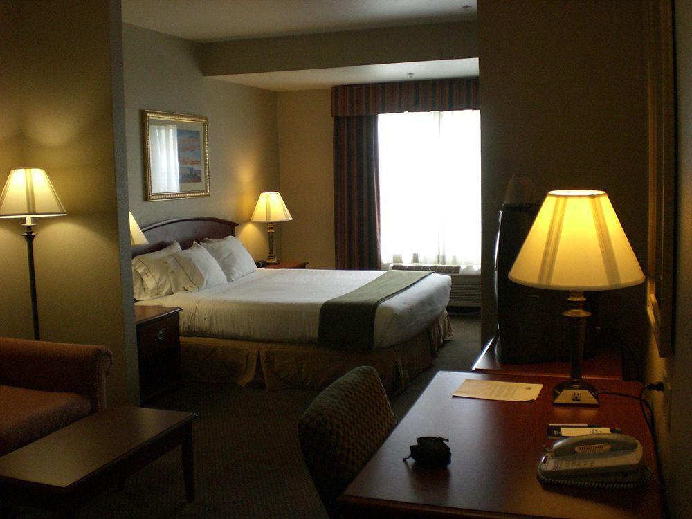 Holiday Inn Express- West Sacramento, An Ihg Hotel Номер фото