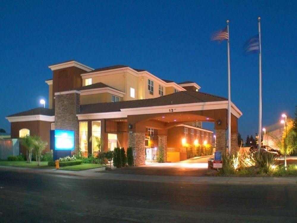 Holiday Inn Express- West Sacramento, An Ihg Hotel Экстерьер фото