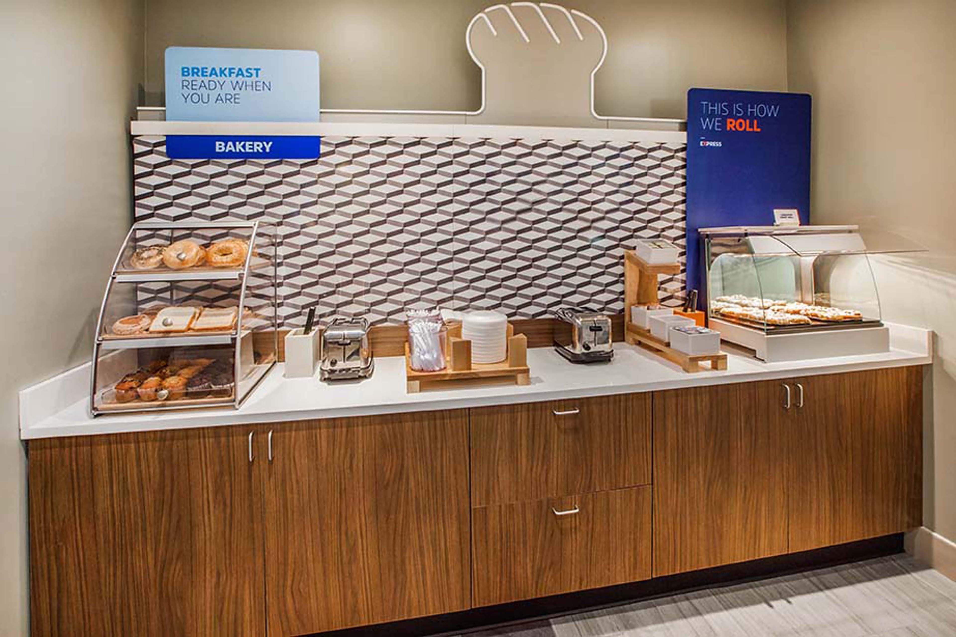 Holiday Inn Express- West Sacramento By Ihg Экстерьер фото