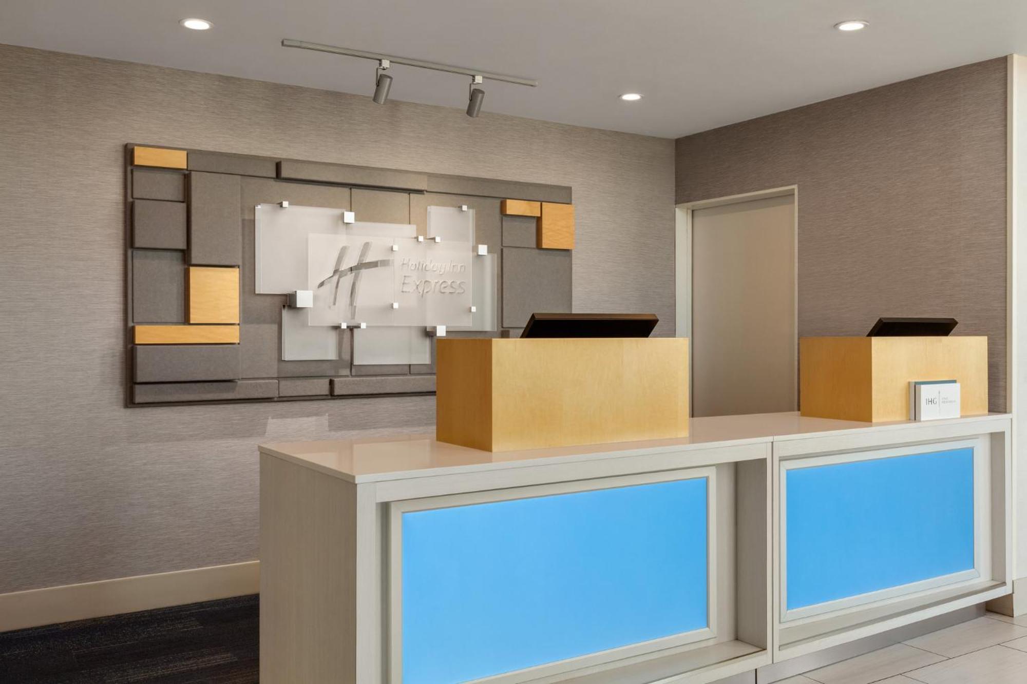 Holiday Inn Express- West Sacramento By Ihg Экстерьер фото